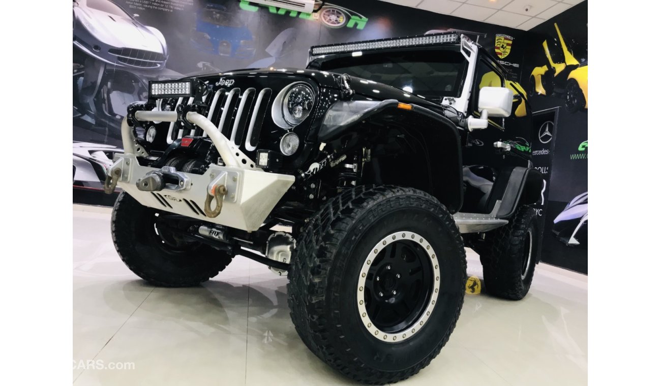 Jeep Wrangler SAHARA - 2014 - MANUAL GEAR - ONE YEAR WARRANTY ( 1,250 AED ) PER MONTH