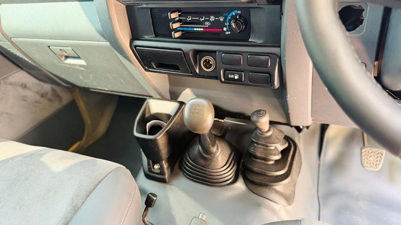 Toyota Land Cruiser Pick Up MODIFIED TO 2025 MODEL | SINGLE CABIN | MANUAL TRANSMISSION | 4.5L DIESEL ENGINE | AIR SNORKEL | 201