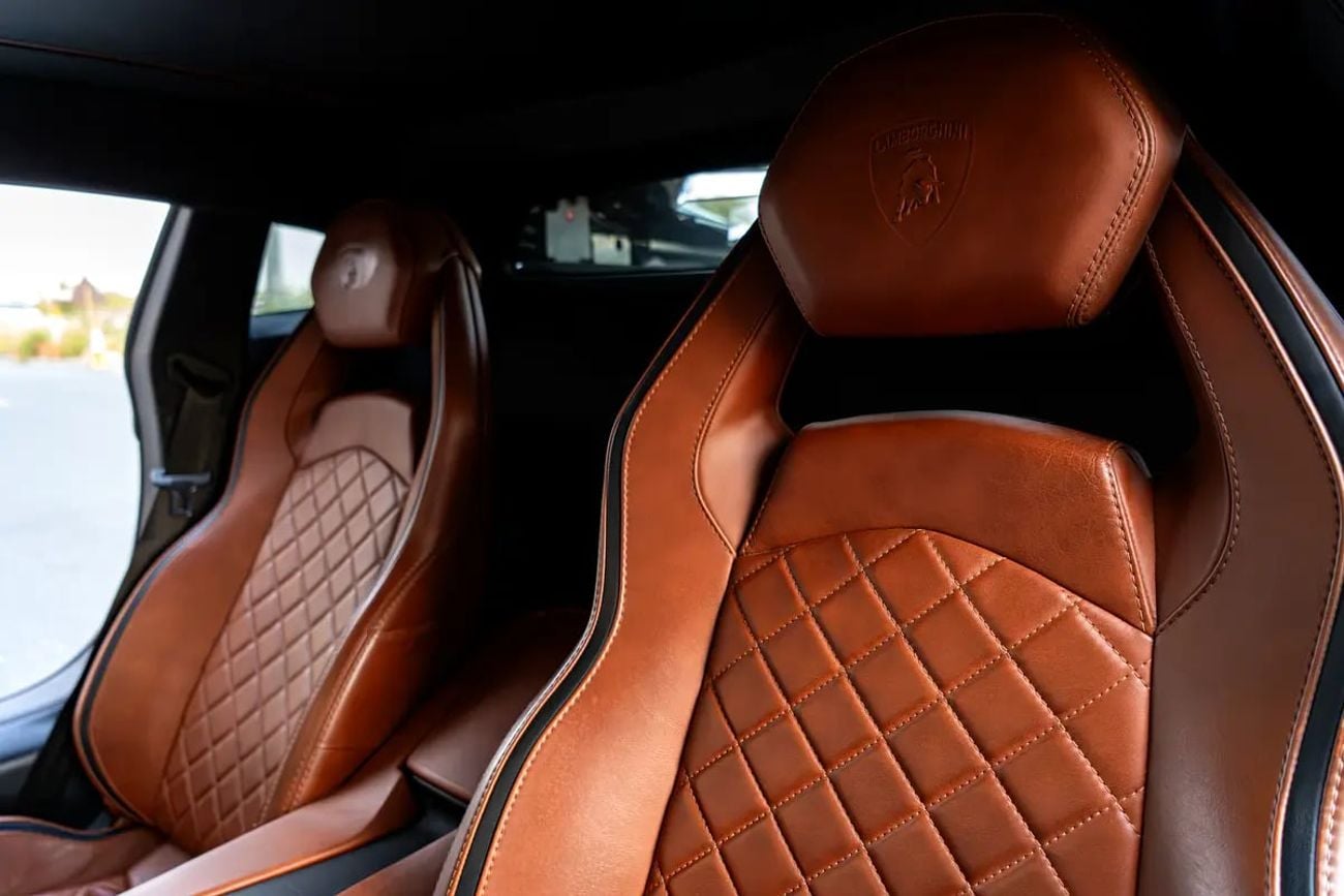 لامبورغيني سيان رودستر GCC Specs | Super Clean and Low Mileage