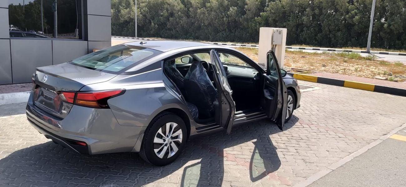 Nissan Altima S