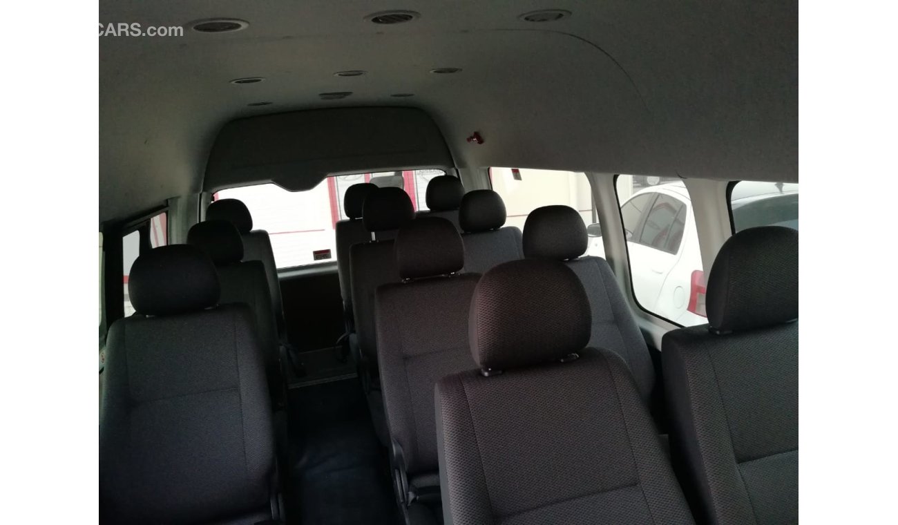 Toyota Hiace DSL HIGH ROOF