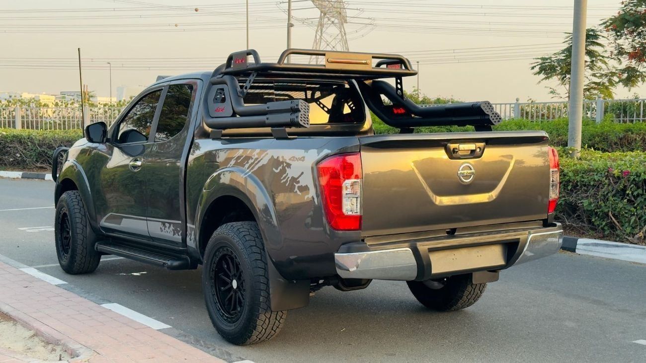 Nissan Navara Nissan Navara | Smart Cab | Automatic Diesel 2.3L | 4WD | RHD | Sports Bar