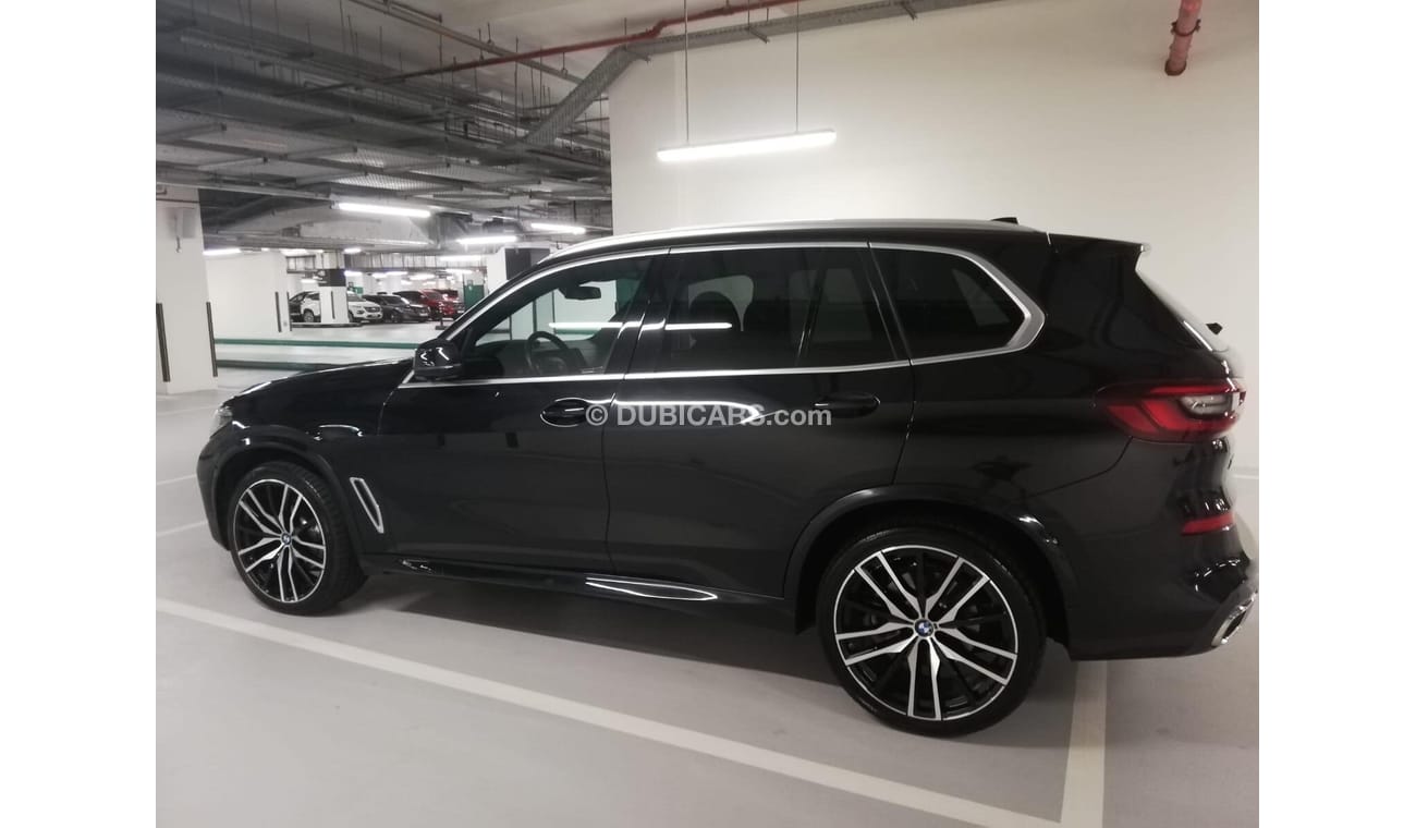 BMW X5 2023 M KIT X DRIVE I 40| Warranty | 15200 KM, the best price  in the market for  sale