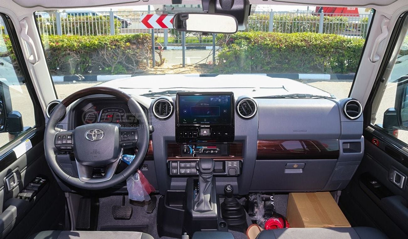Toyota Land Cruiser 70 2026 Model Toyota Land Cruiser Hardtop LC76, 4.0L Petrol 4WD 6A/T, Ready for Export