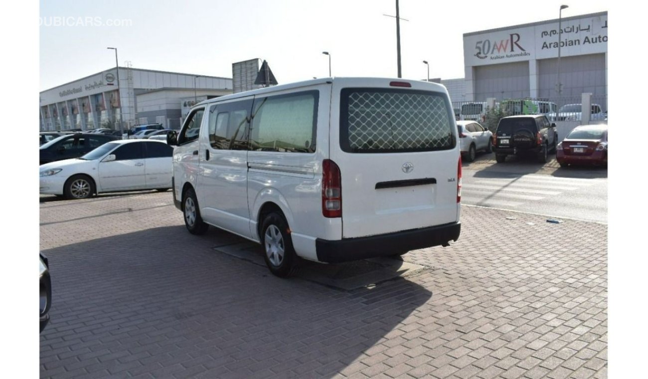 Toyota Hiace 2015 | TOYOTA HIACE 2.7L | 6-STR- GLASS VAN STD ROOF | 5-DOORS | GCC | VERY WELL-MAINTAINED | SPECTA