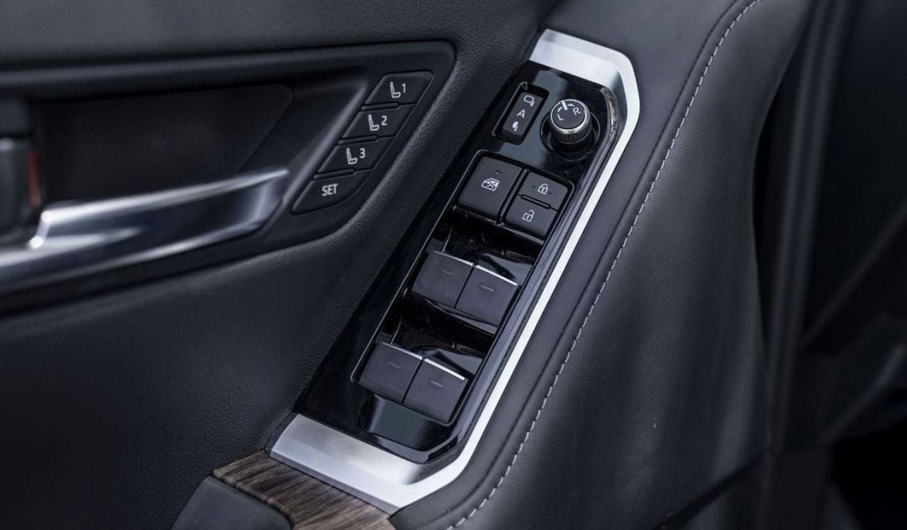 Toyota Land Cruiser Toyota Land Cruiser VXR Full Option 3.3L tween turbo Diesel Model 2025 European Specs