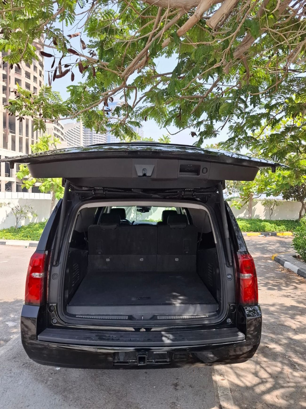 Chevrolet Suburban LT 5.3L 4WD