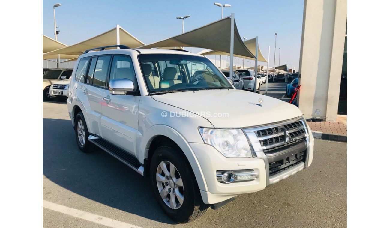 ميتسوبيشي باجيرو سياره نظيفه جدا بحالة الوكاله