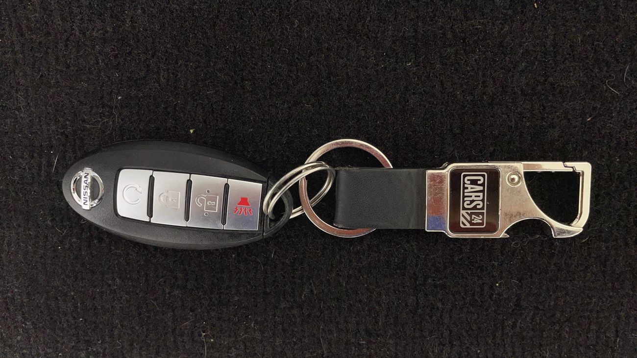 نيسان إكستيرا TITANIUM 2.5 | بدون دفعة مقدمة | اختبار قيادة مجاني للمنزل