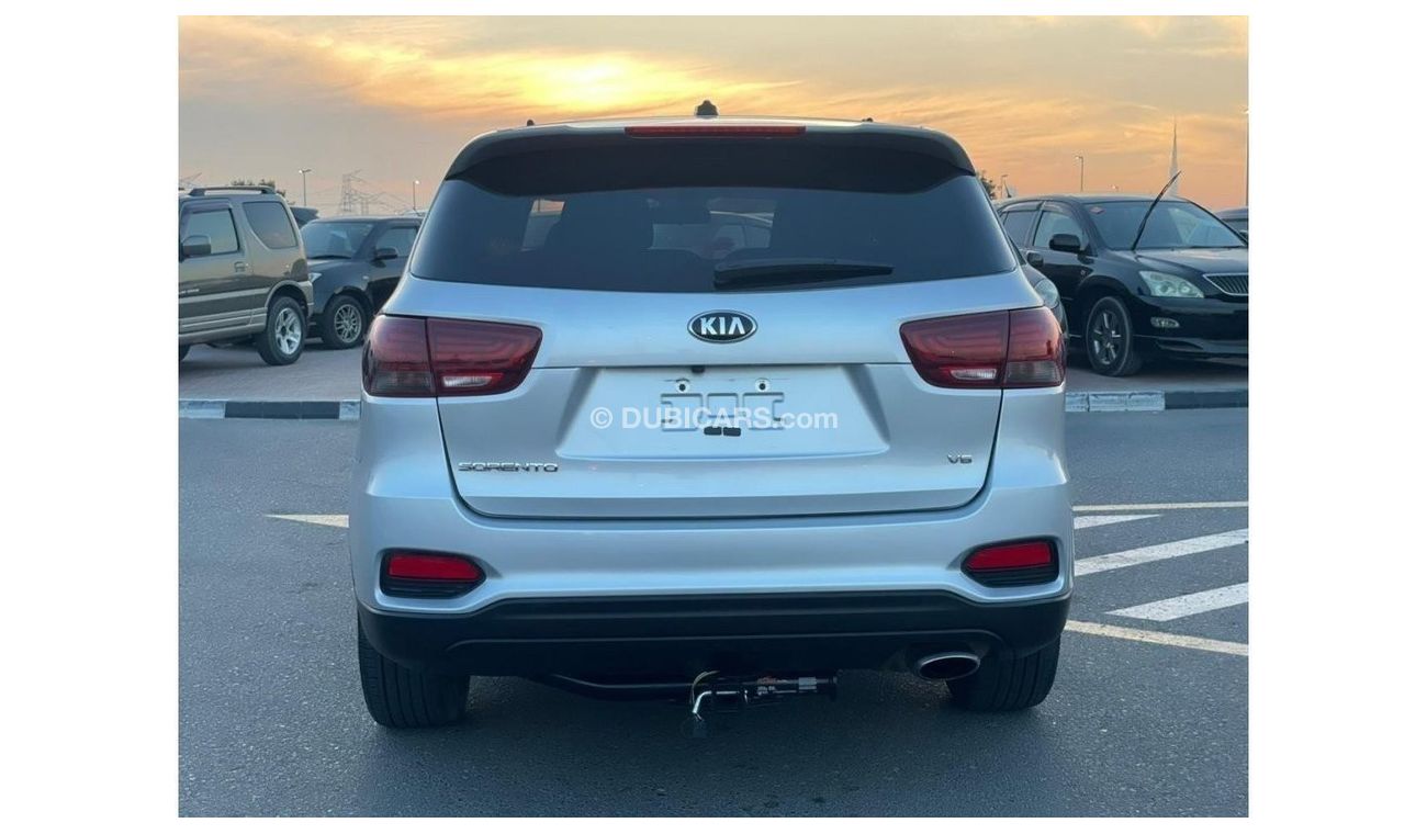 Kia Sorento *Offer*2020 Kia Sorento LX.S 3.3L V6 AWD 4x4 MidOption+ 7 Seater  - UAE PASS