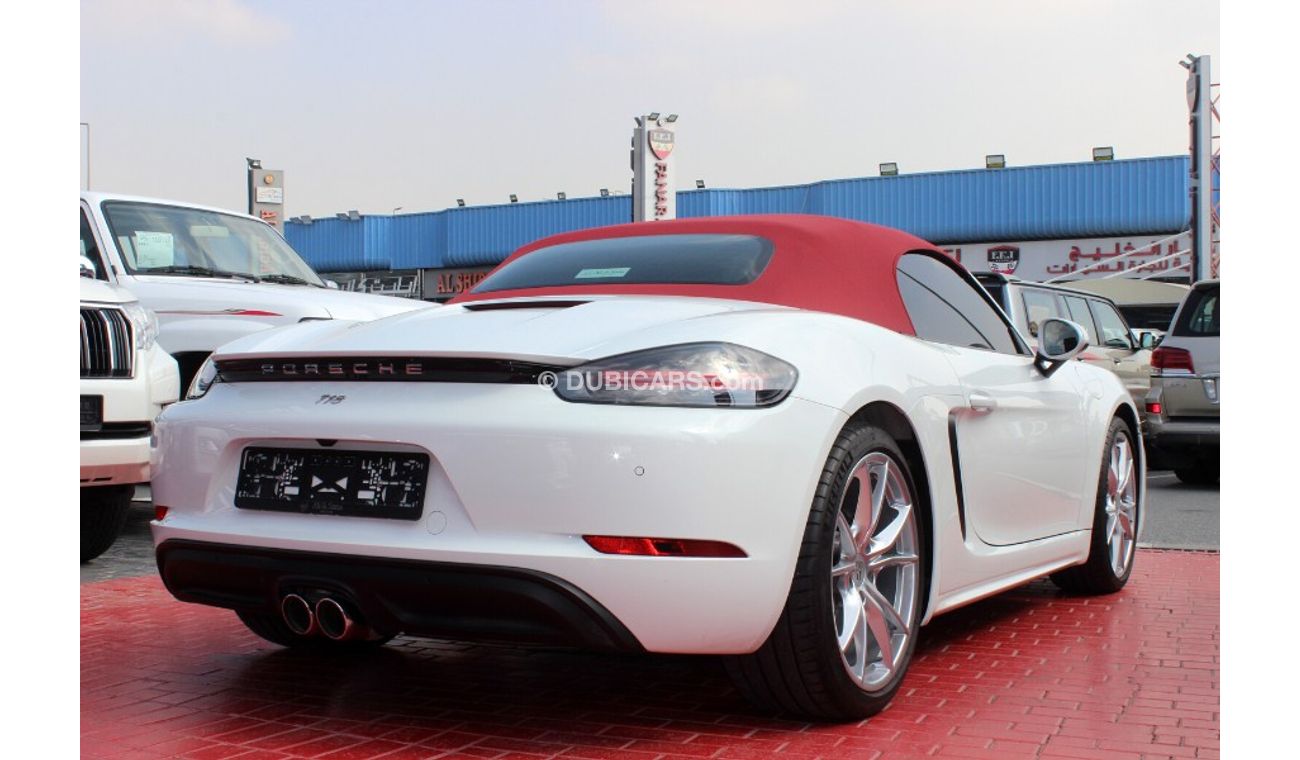 Porsche 718 Boxster (2022) V4 2.0L CONVERTIBLE, GCC, UNDER WARRANTY FROM LOCAL DEALER
