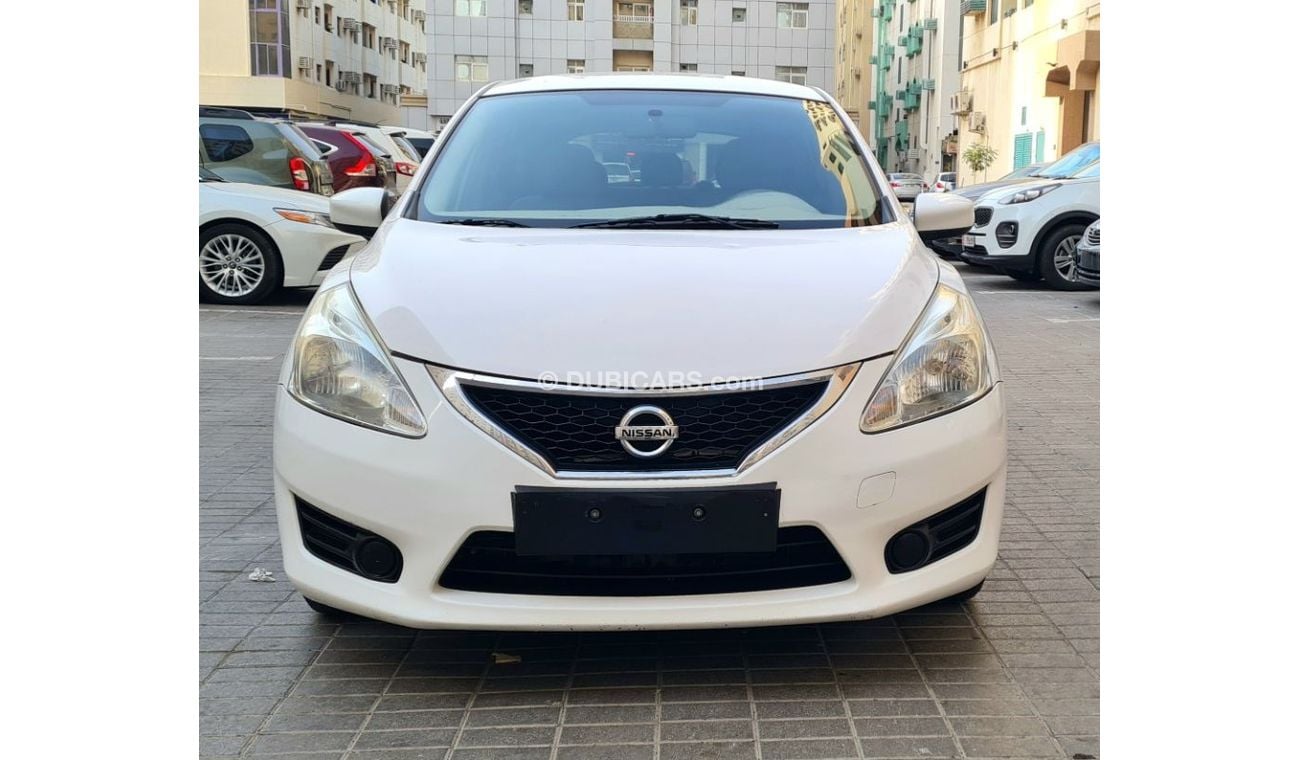 Nissan Tiida 1.6 ENGINE . NISSAN TIIDA  GCC 2016 . EXTRA CLEAN  SINGLE OWNER  . ACCIDENT FREE  . NO FAULTS