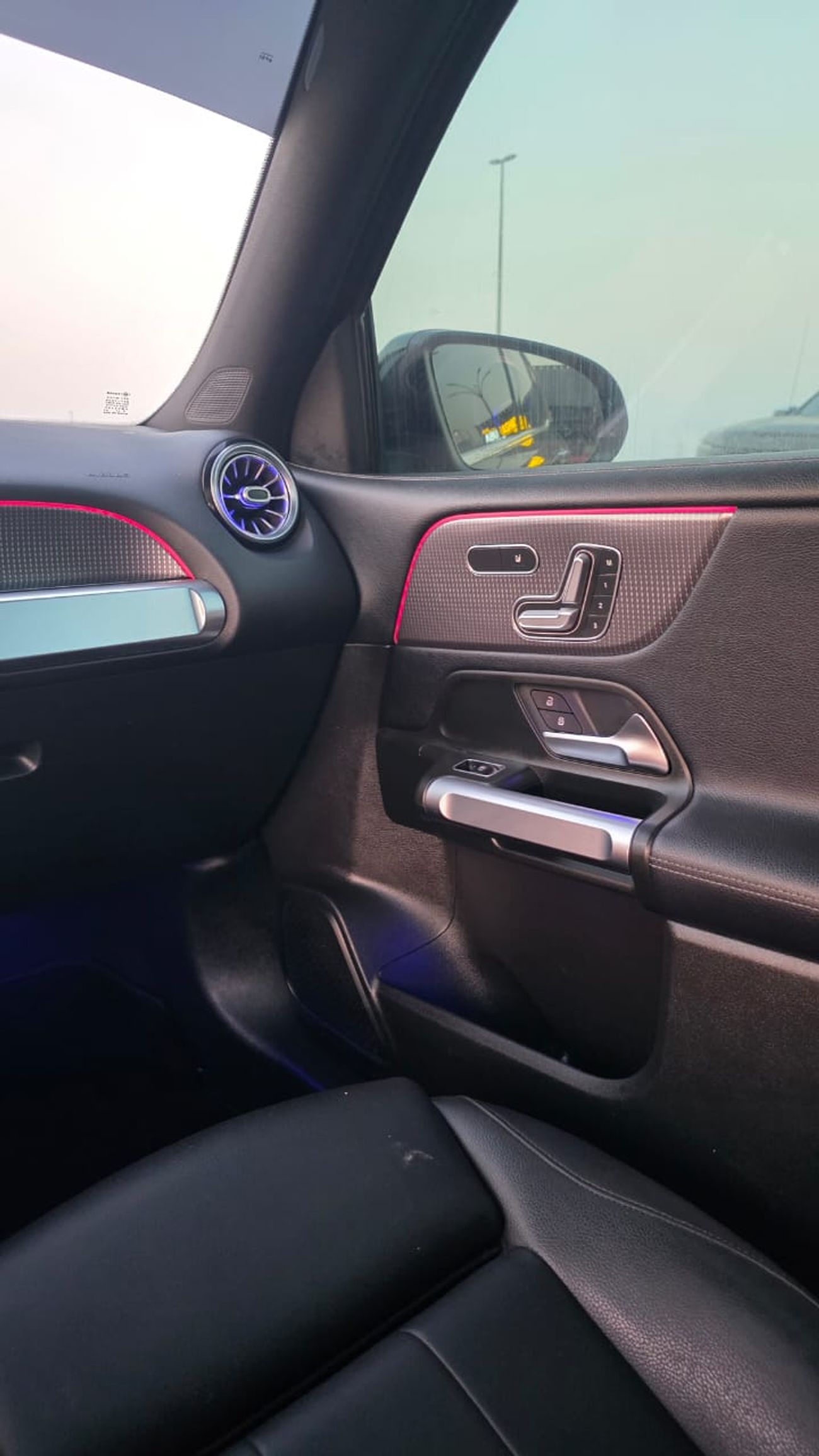 مرسيدس بنز GLB 250 4MATIC