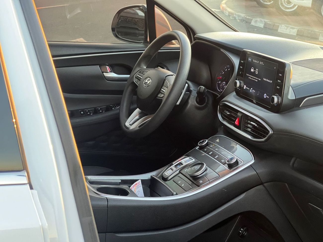 Hyundai Santa Fe 2022 Hyundai Santafe SEL  2.4L V4 - Rear Camera & Sensor - Leather Seats -