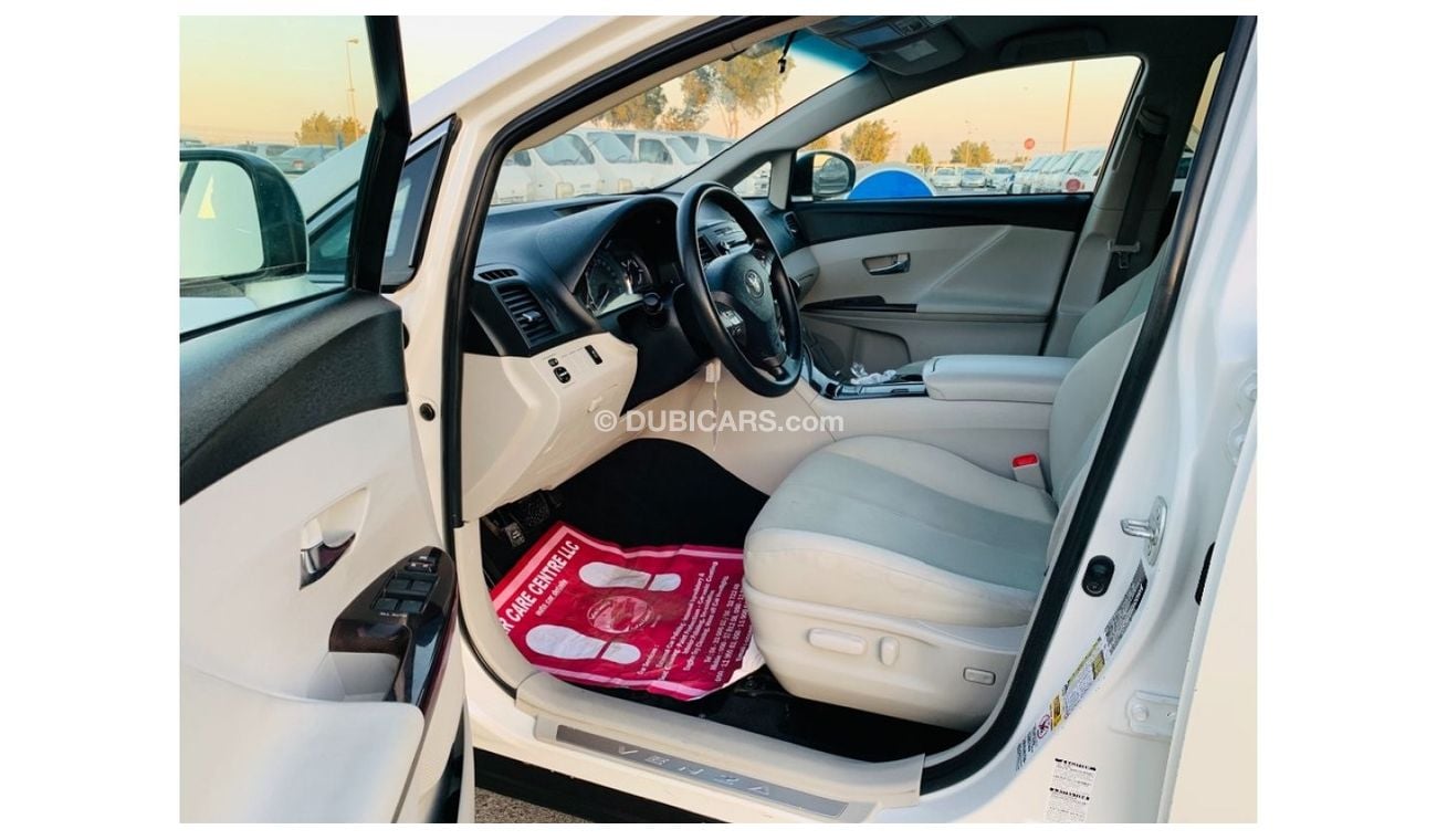 Toyota Venza AWD AND ECO 2.7L V4 2010 AMERICAN SPECIFICATION