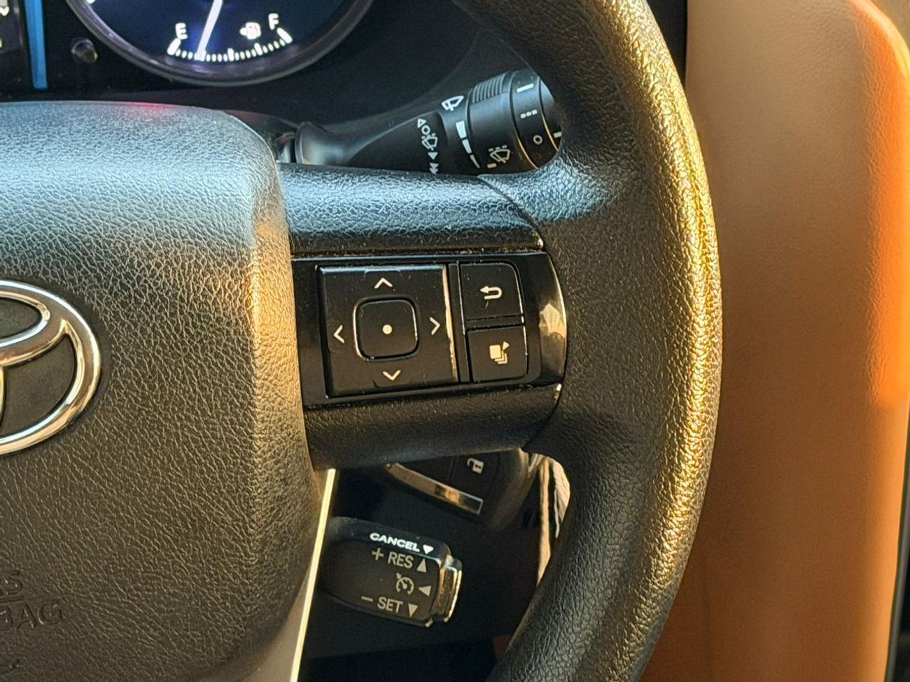 تويوتا فورتونر EXR 2.7L (164 HP)