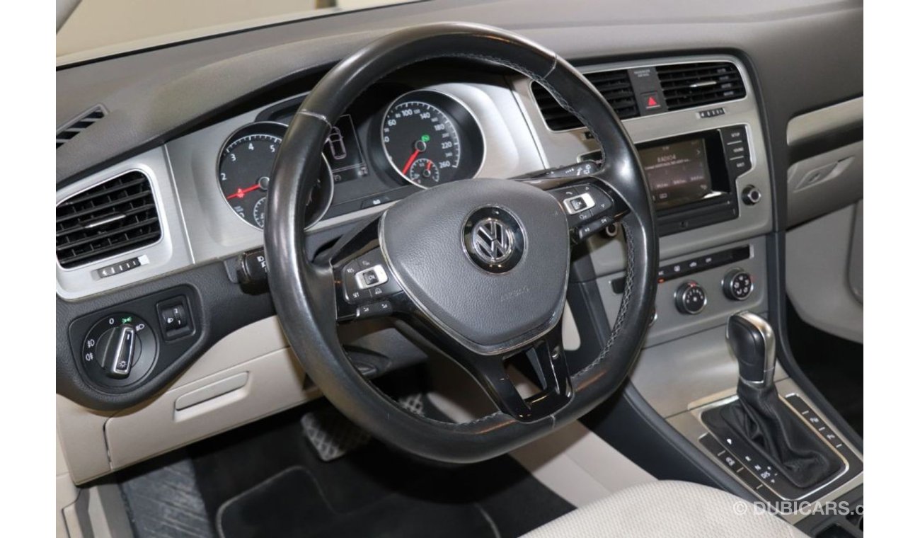 فولكس واجن جولف Volkswagen Golf TSI 2015 GCC under Warranty with Zero Down-Payment.