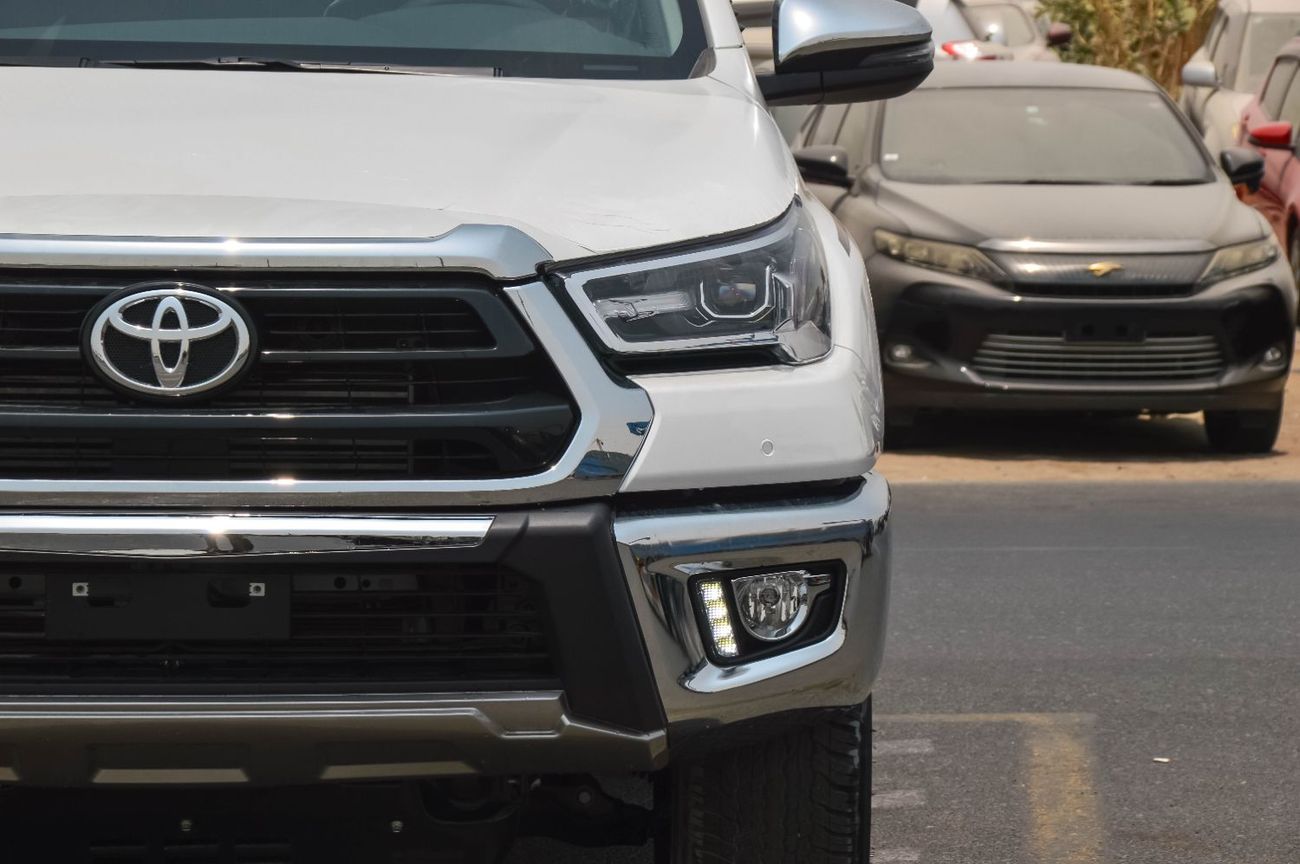 Toyota Hilux TOYOTA HILUX 2.4L 4WD DIESEL PICKUP 2025