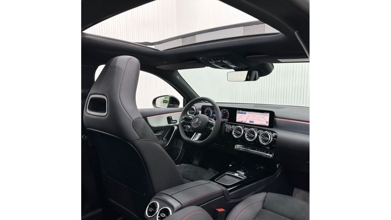 مرسيدس بنز A 200 *Brand New* 2024 Mercedes Benz A200 AMG Hatchback, Jan 2029 Mercedes Warranty, GCC