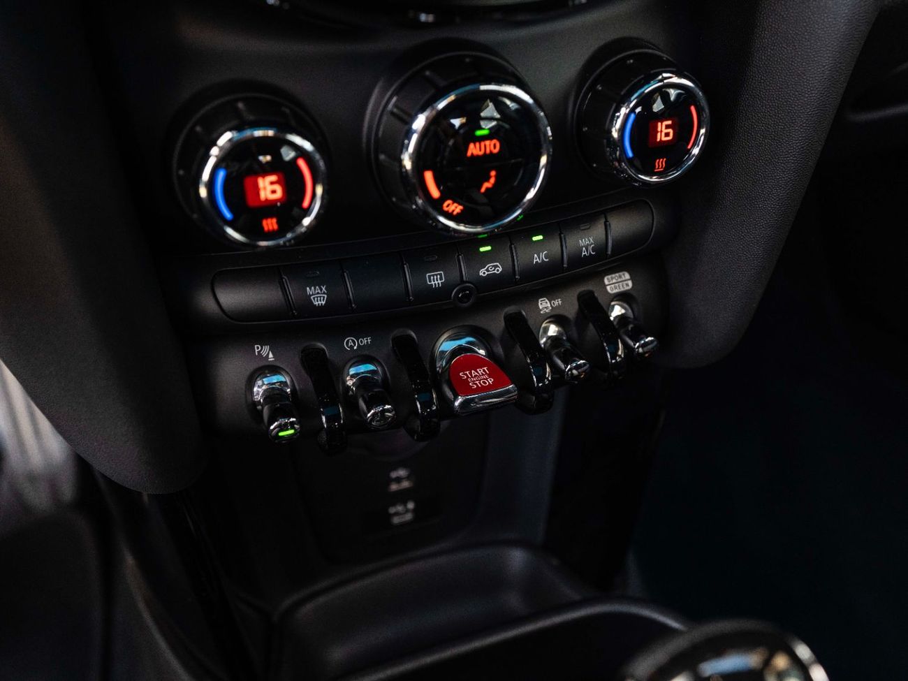 Mini John Cooper Works Coupé JCW