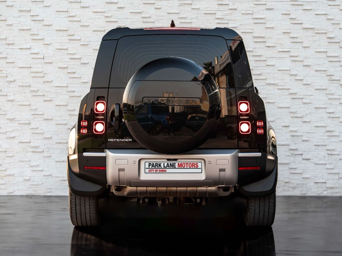 لاند روفر ديفندر P400 110 SE 3.0L (5 Seater)