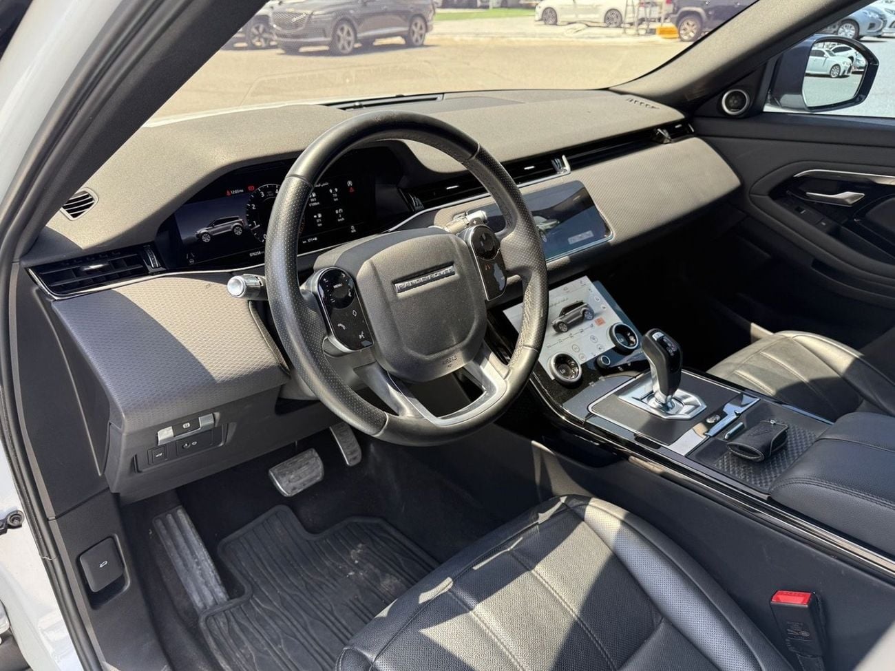 لاند روفر رانج روفر إيفوك P200 R-Dynamic S 2.0L