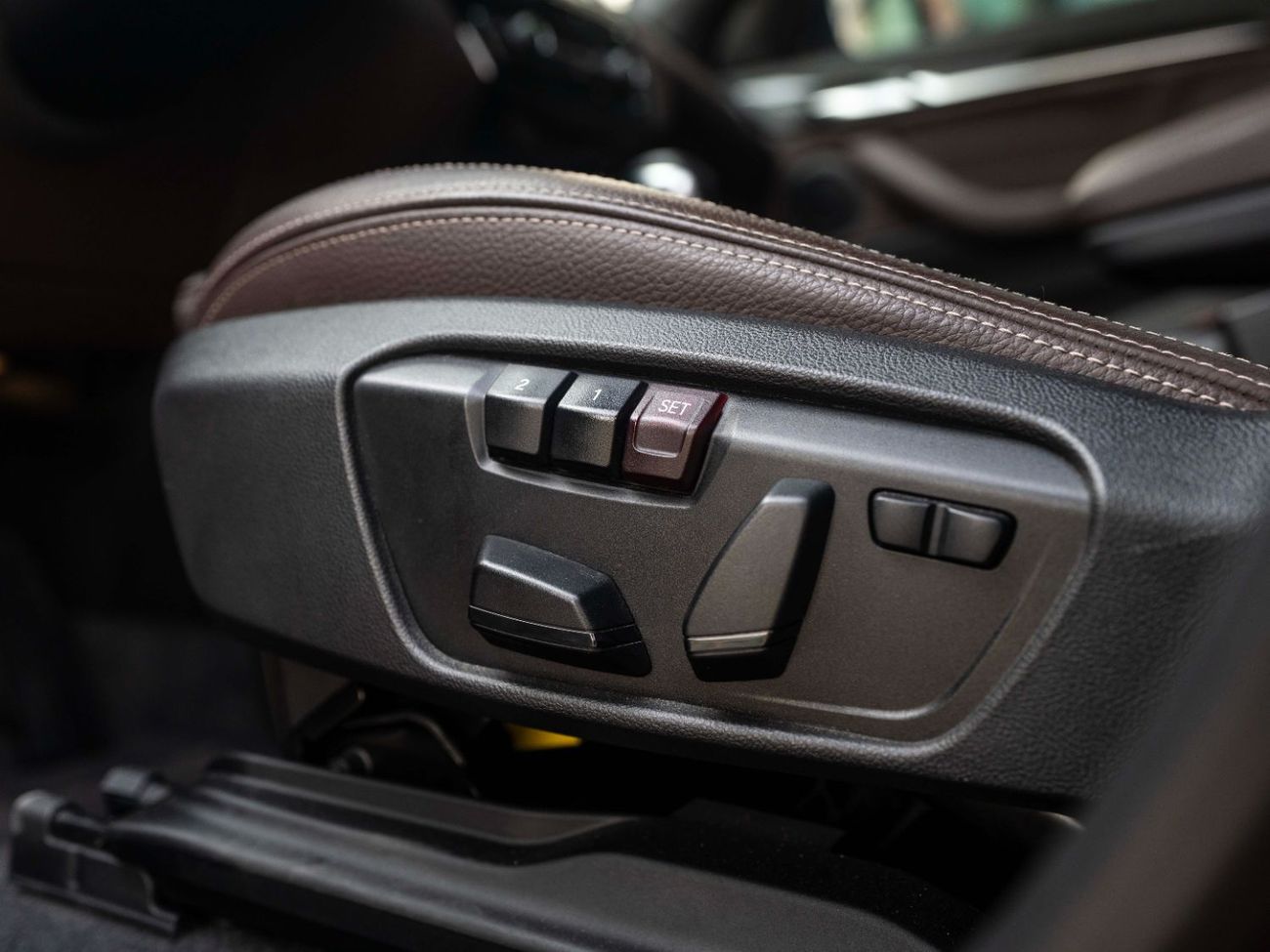 بي أم دبليو X1 sDrive 20i M Sport 2.0L