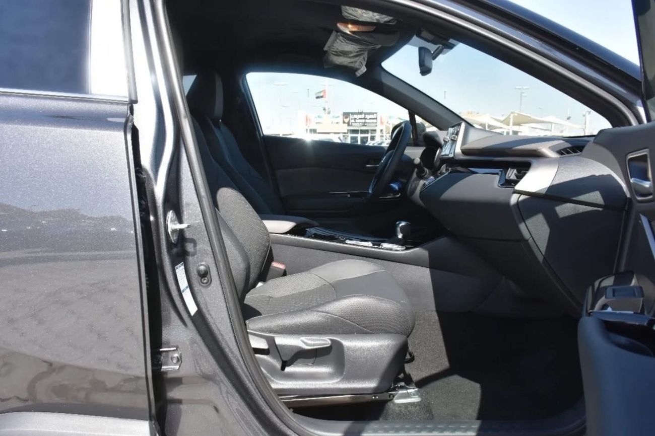 تويوتا CHR تثبل تصدير