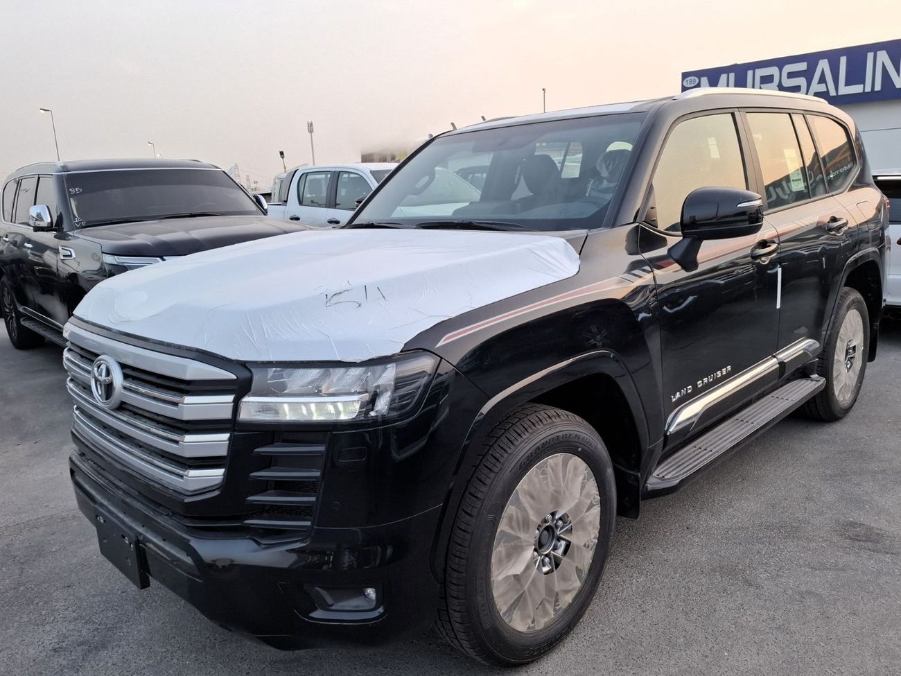 Toyota Land Cruiser Toyota Landcruiser GXR 3.5L 2025 TT AT Black Petrol (Export Only)