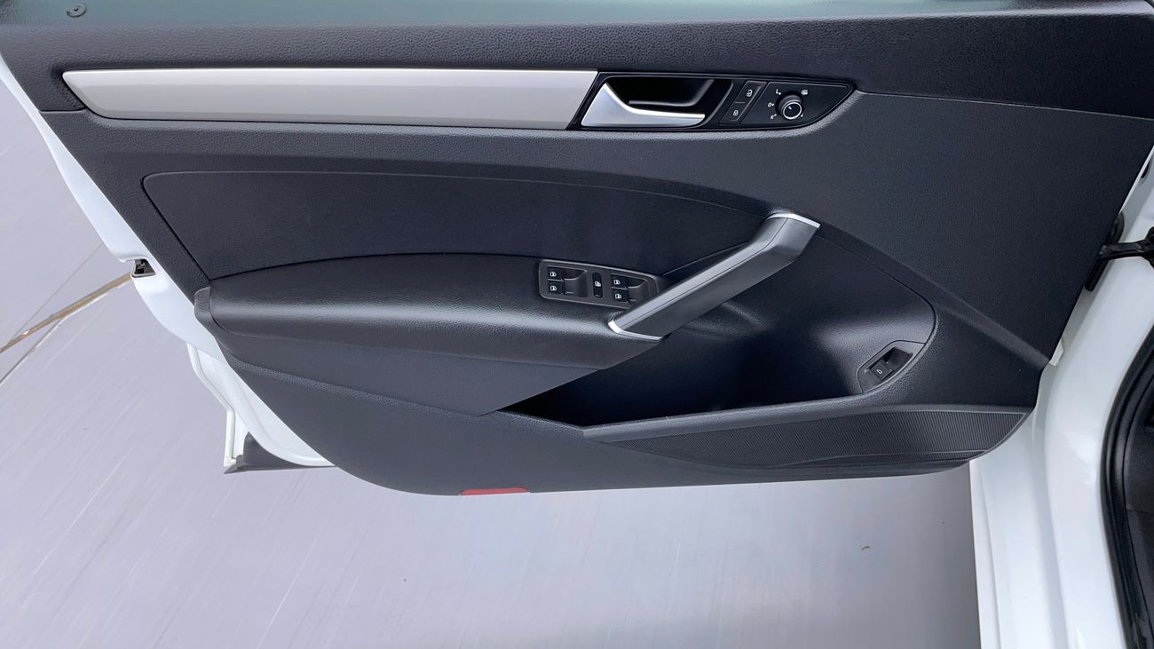 فولكس واجن باسات S 2.5 | بدون دفعة مقدمة | اختبار قيادة مجاني للمنزل