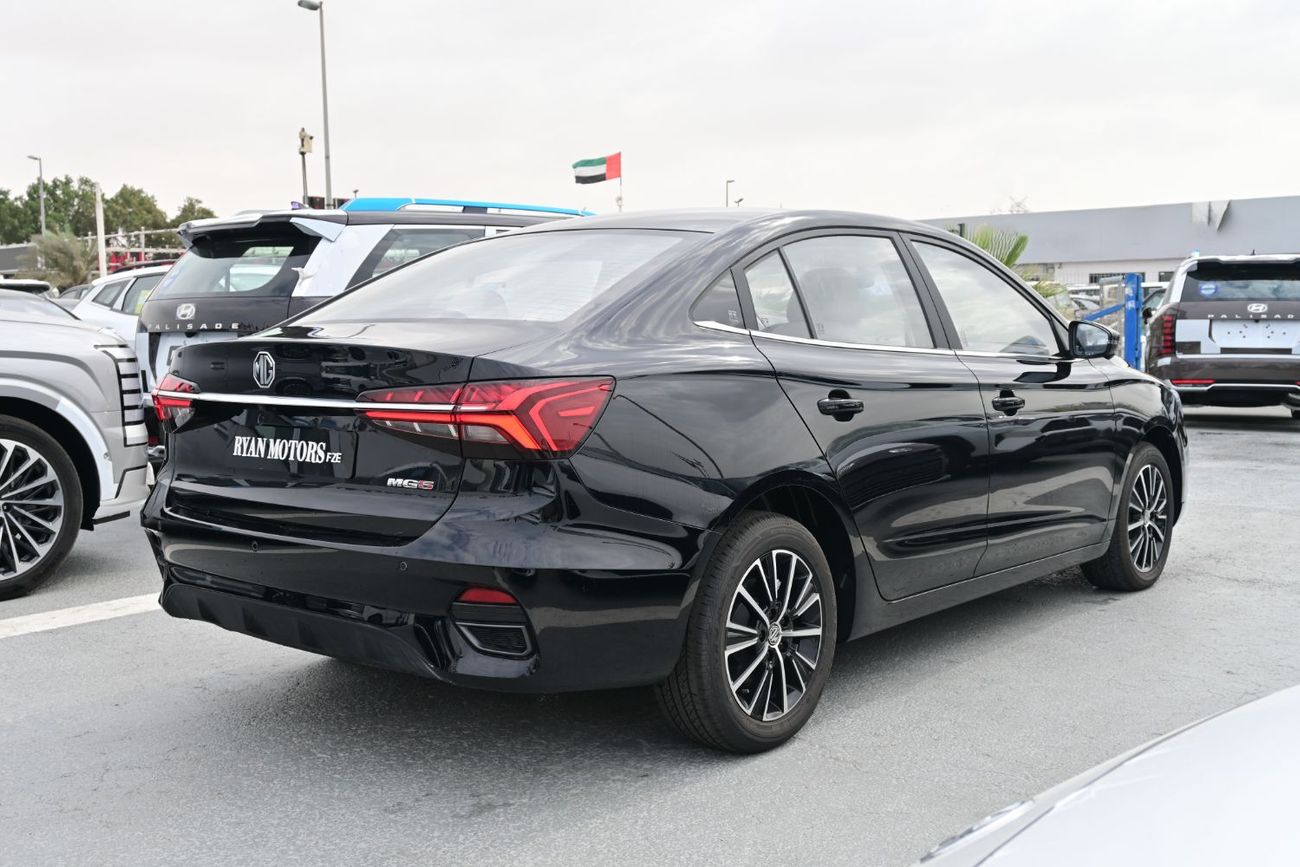 أم جي 5 MG5 1.5L, Petrol, FWD Model 2025 Color Black