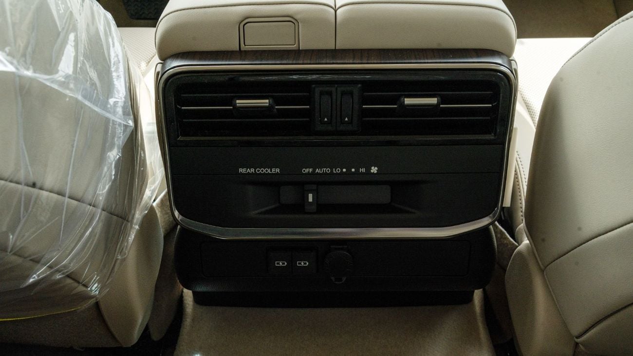 تويوتا لاند كروزر Toyota Land cruiser GXR TT 3.5L Petrol AT Full Option 2026