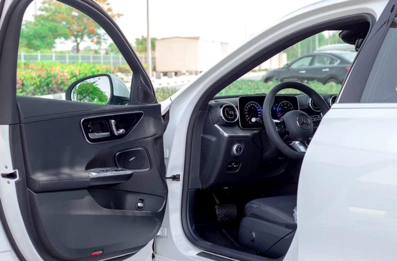 مرسيدس بنز C 200 MERCEDES C200L 2025 V4 1.5L TURBO
