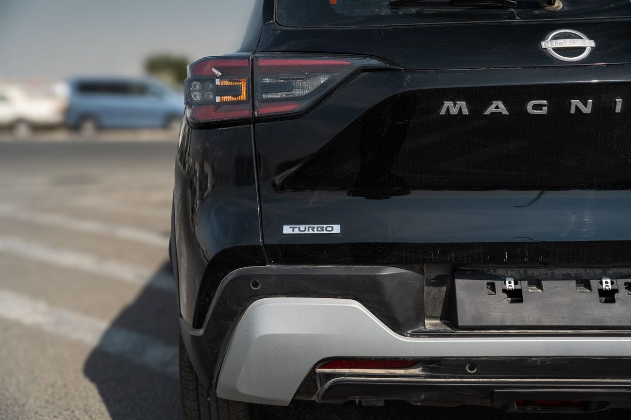 نيسان ماغنيت SL