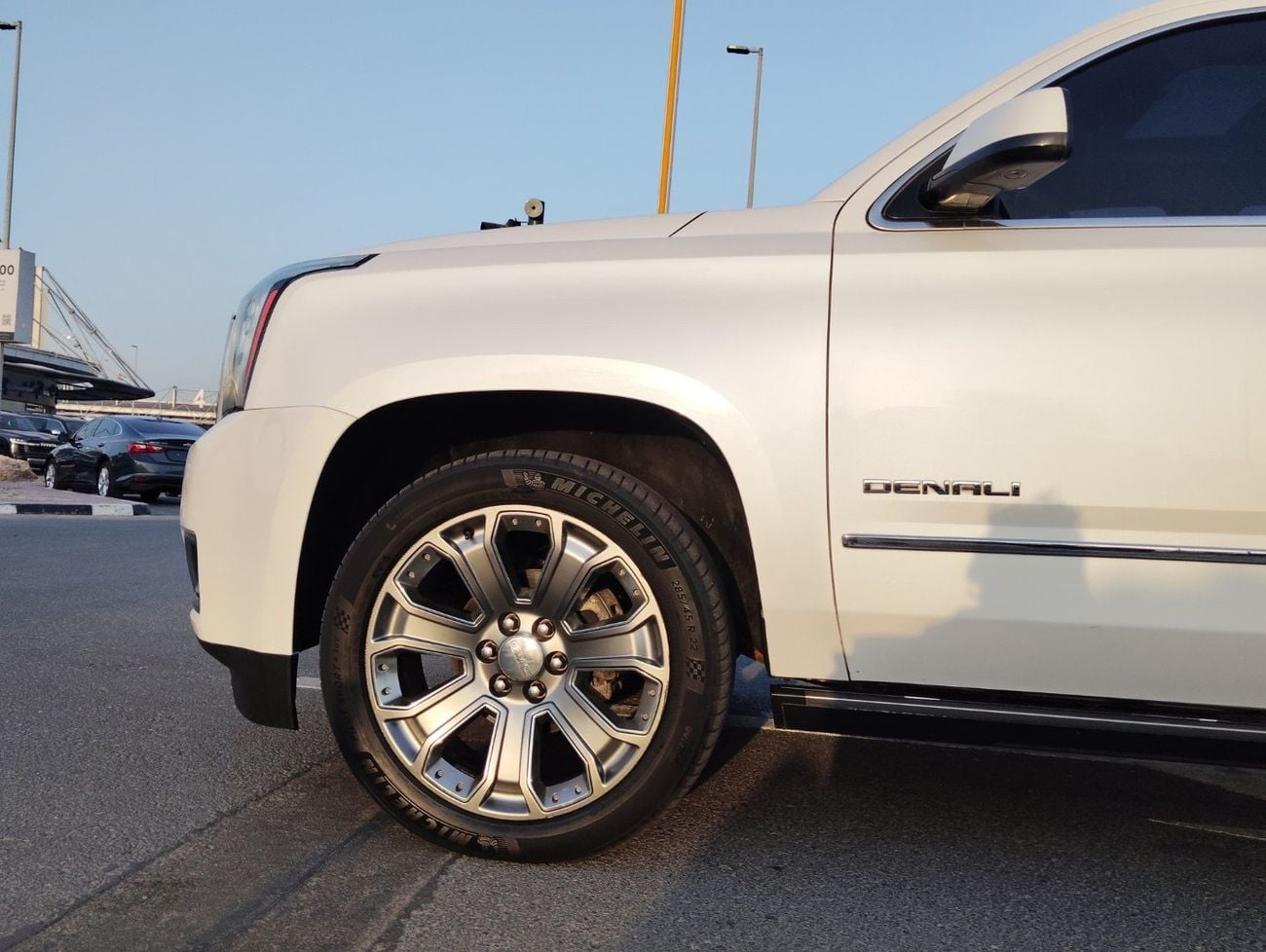 GMC Yukon DENALI