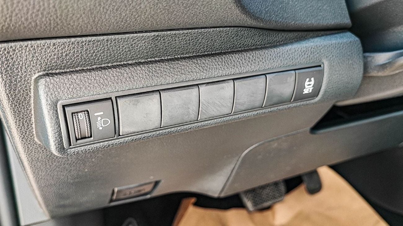 تويوتا كورولا TOYOTA COROLLA 1.6L BAISCK