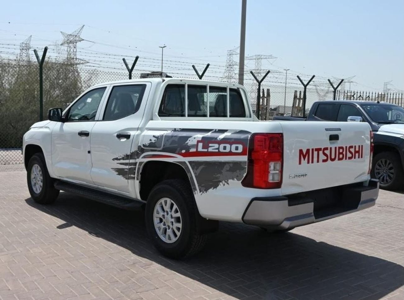 ميتسوبيشي L200 glx