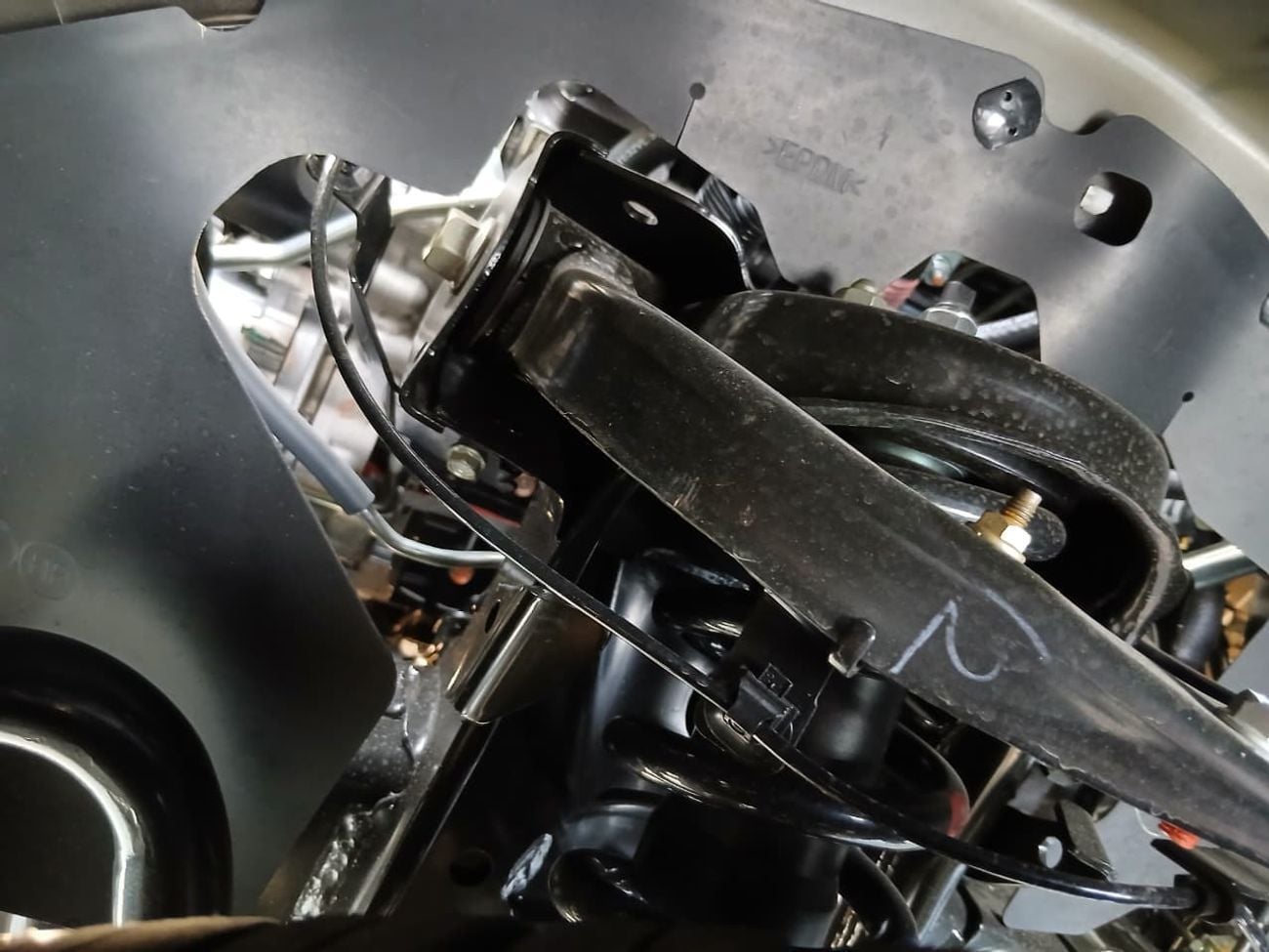 إيسوزو D ماكس 3.0 GT إيسوزو دي-ماكس كبينة مزدوجة 4x4 – محرك ديزل توربو 3.0 لتر | جاهز للتصدير