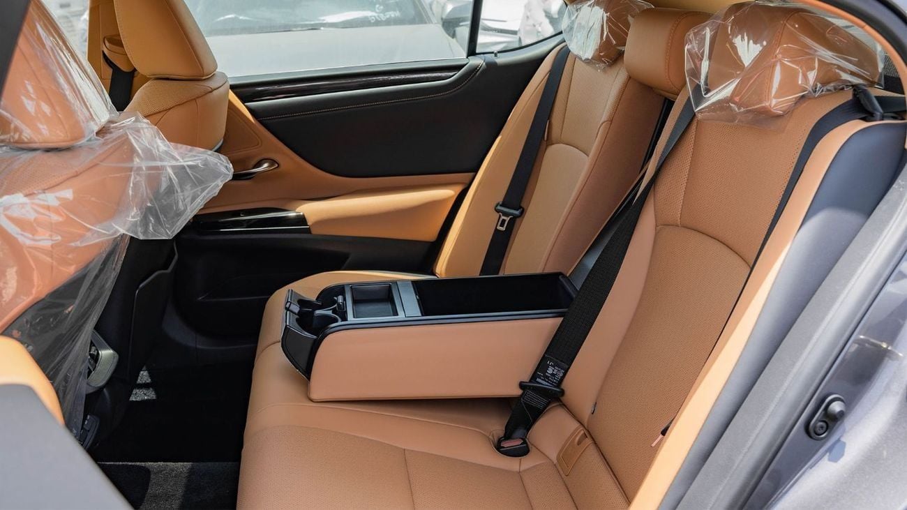 لكزس ES300h 2025 Lexus ES300h 2.5L AT Hybrid (Grey)