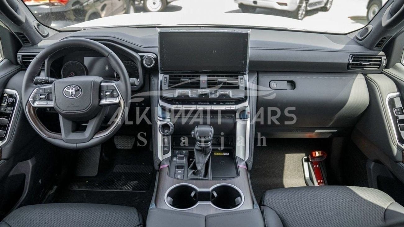 تويوتا لاند كروزر VX 3.3L