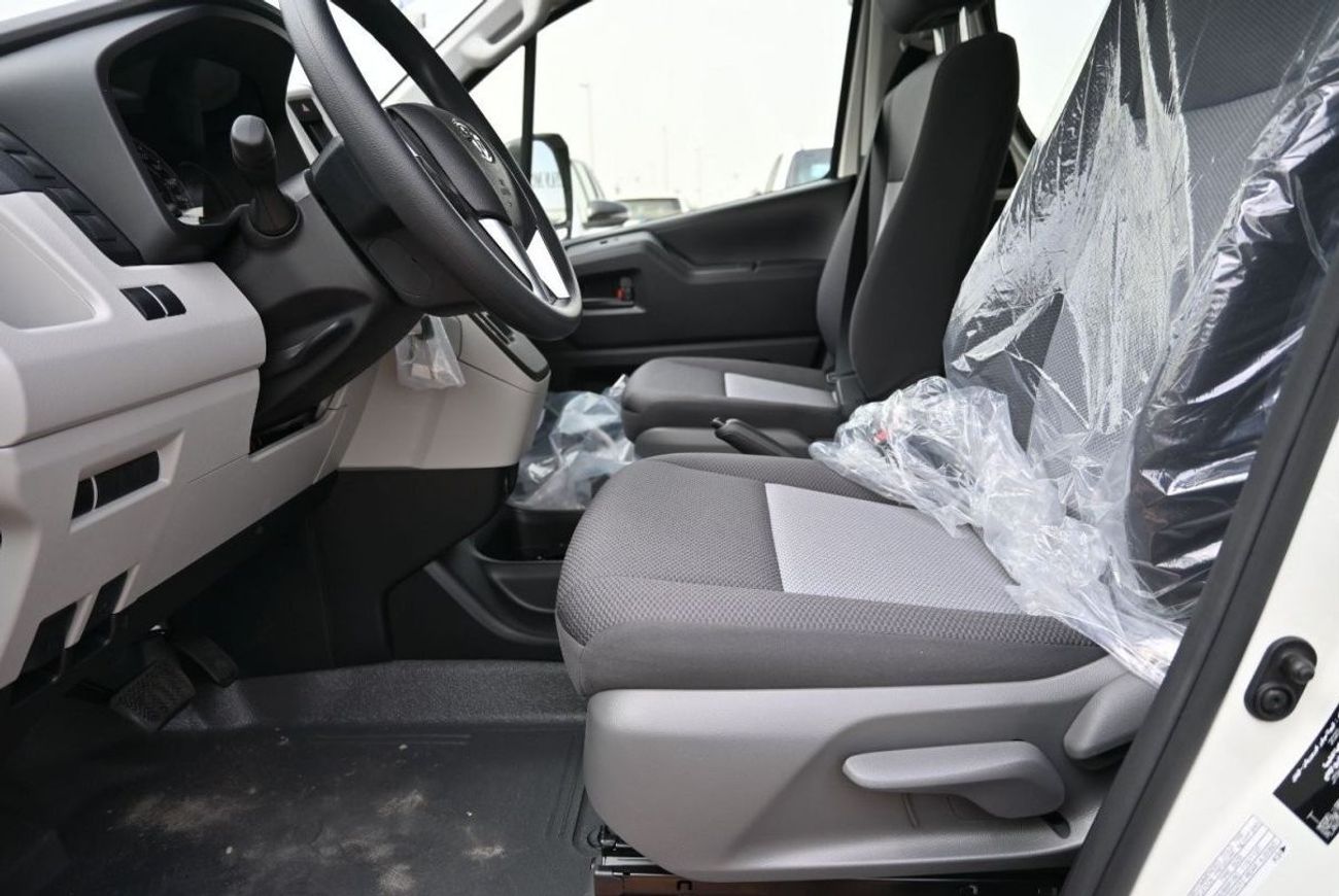 تويوتا هاياس تويوتا هايس سقف مرتفع ، 3.5 لتر بنزين ، دفع خلفي ، فان ، ناقل حركة أوتوماتيكي ، 13 مقعد ، وسائد هوائ