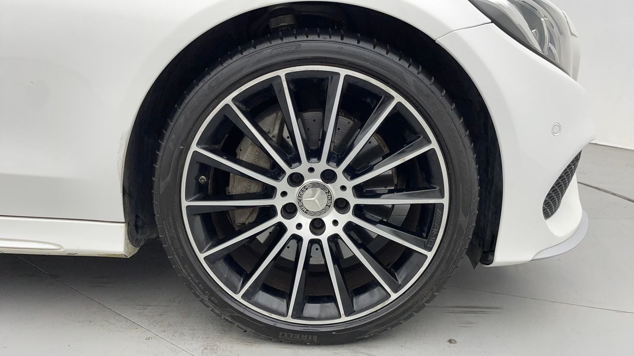 مرسيدس بنز C 200 كوبيه AMG PACK 2 | بدون دفعة مقدمة | اختبار قيادة مجاني للمنزل