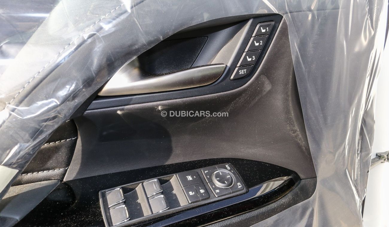 Lexus LX 570 S Black Edition Kuro