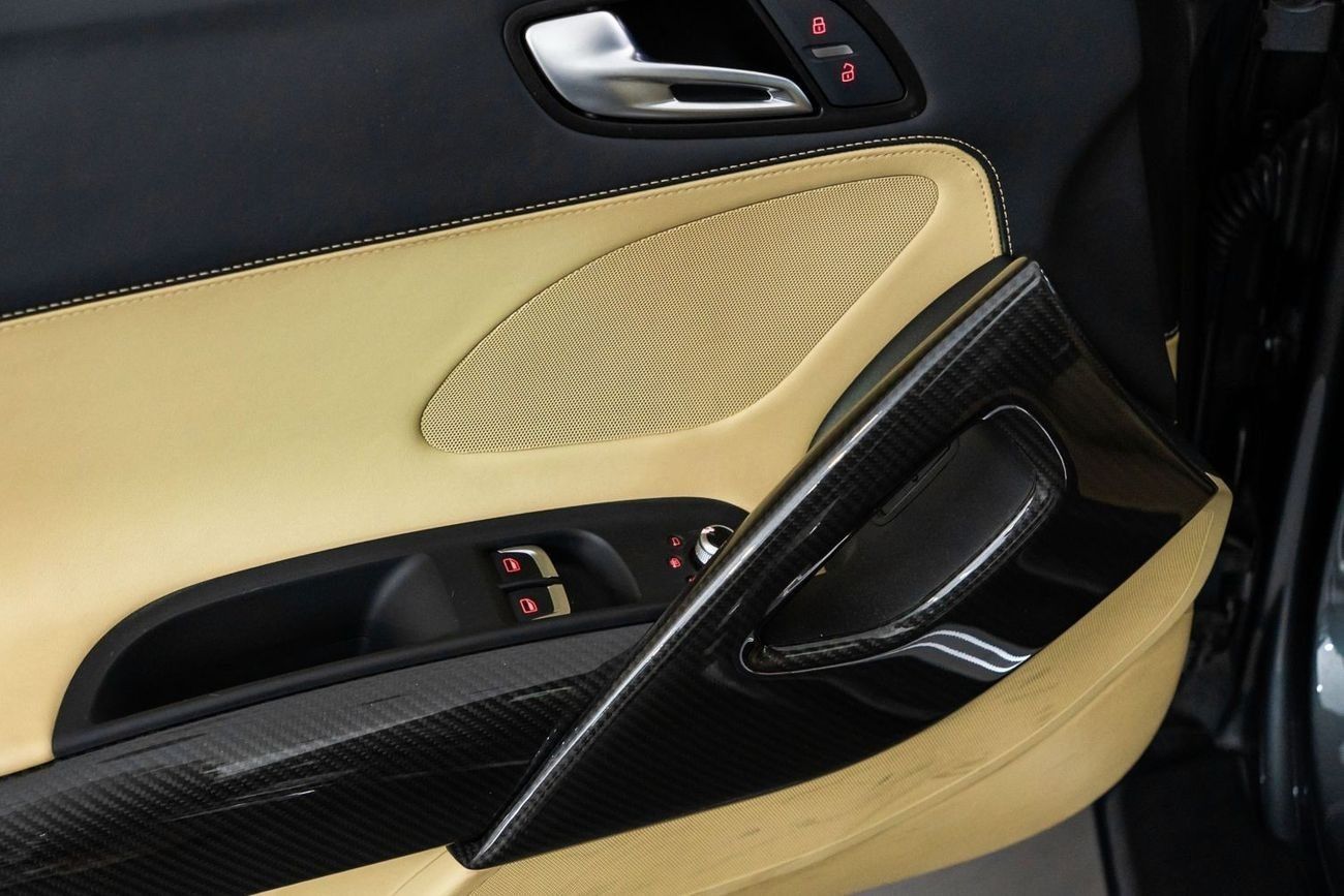 Audi R8 Spyder V10 Plus 5.2L