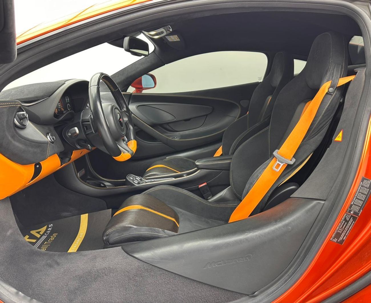 McLaren 570S 2017 McLaren 570s, Full Service History, Excellent Condition, GCC