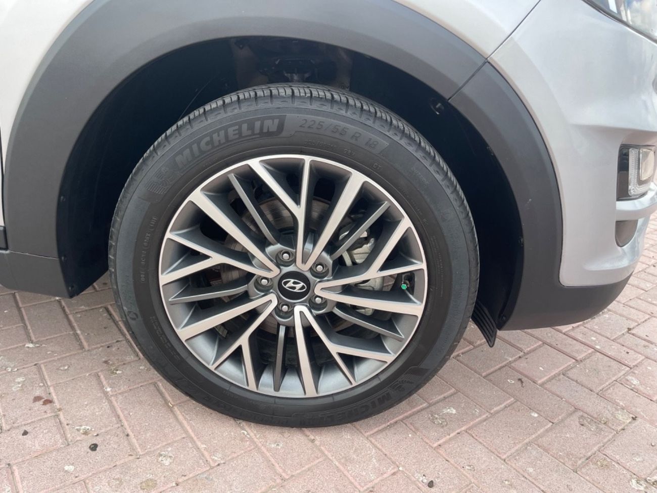 Hyundai Tucson Full Option Panorama 4 cameras