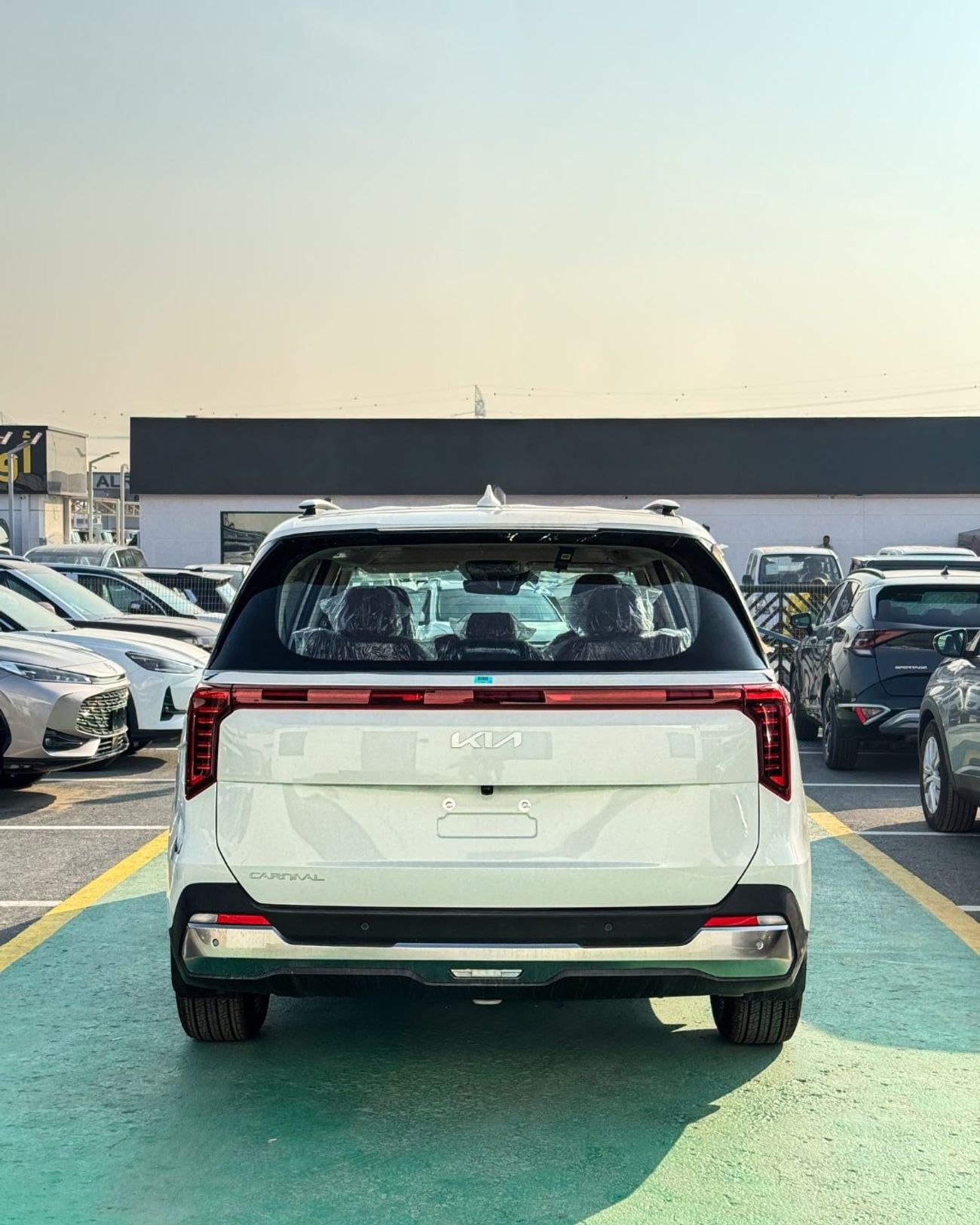 كيا كارنيفال KIA CARNIVAL 3.5L SUPREEM - GCC specs 2026 MODEL