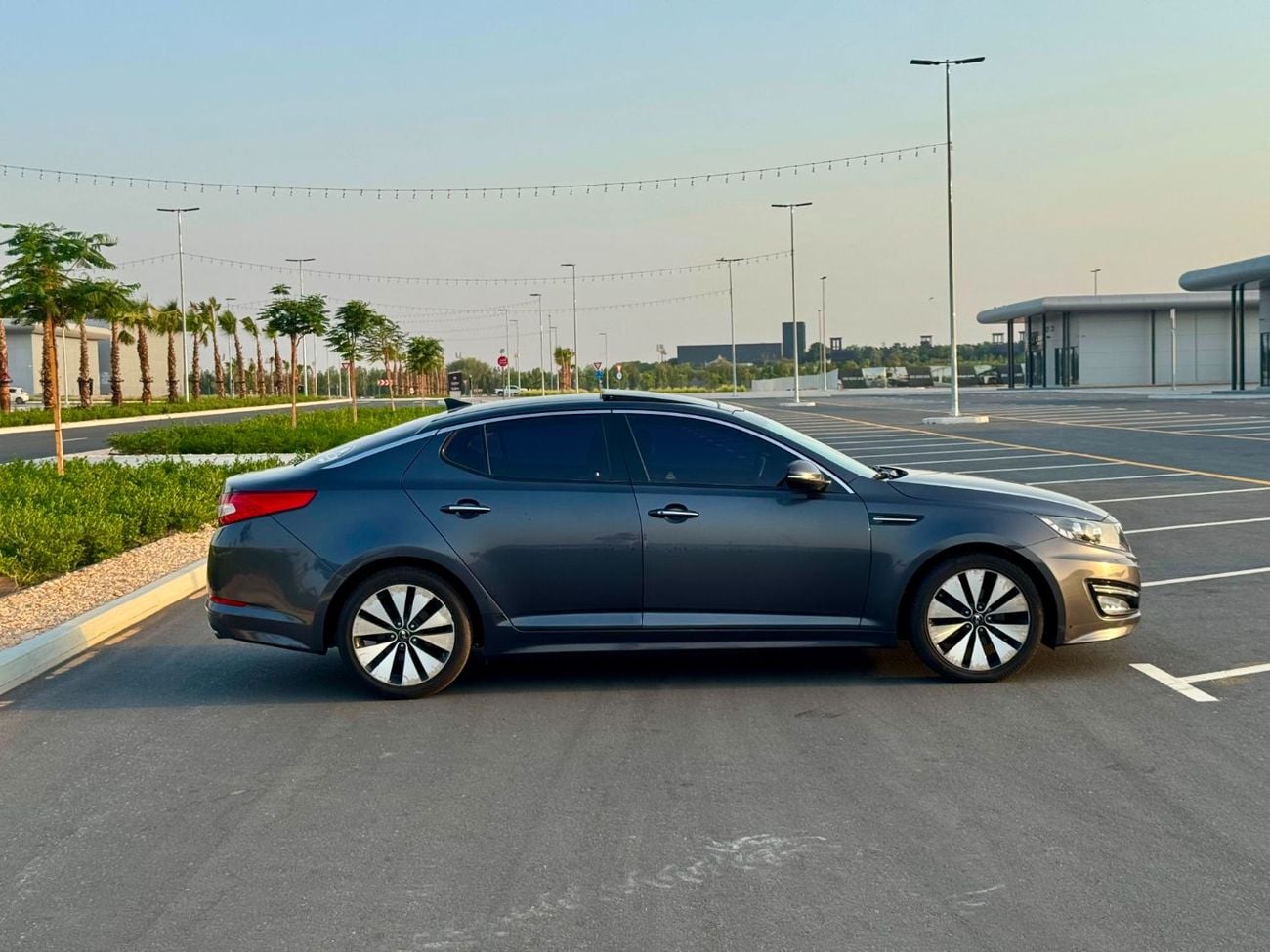 Kia K5 STD (NON GCC) Kia K5 2011 Top Line | Korean Specs | Clean Title