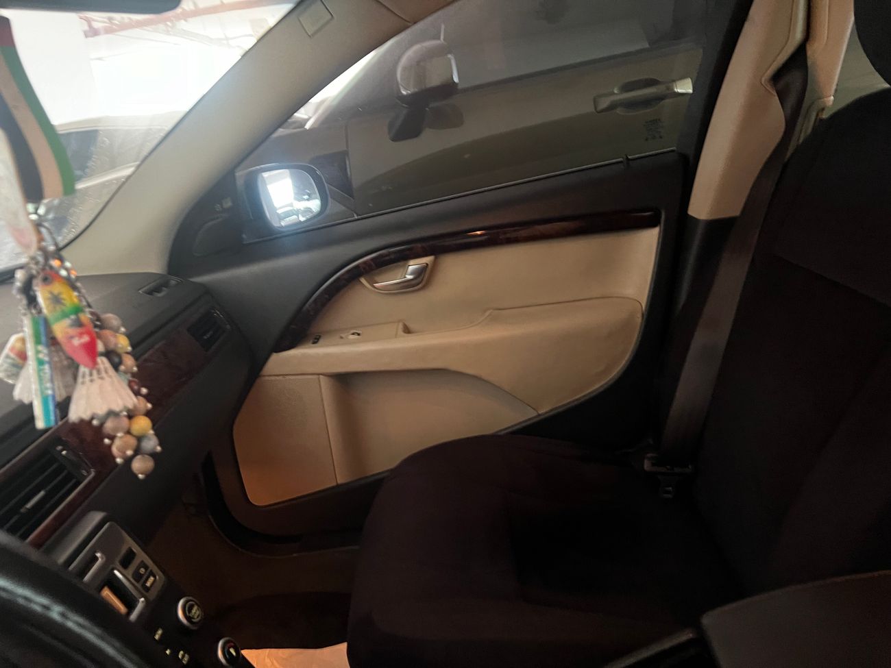 فولفو S90 4.4 V8