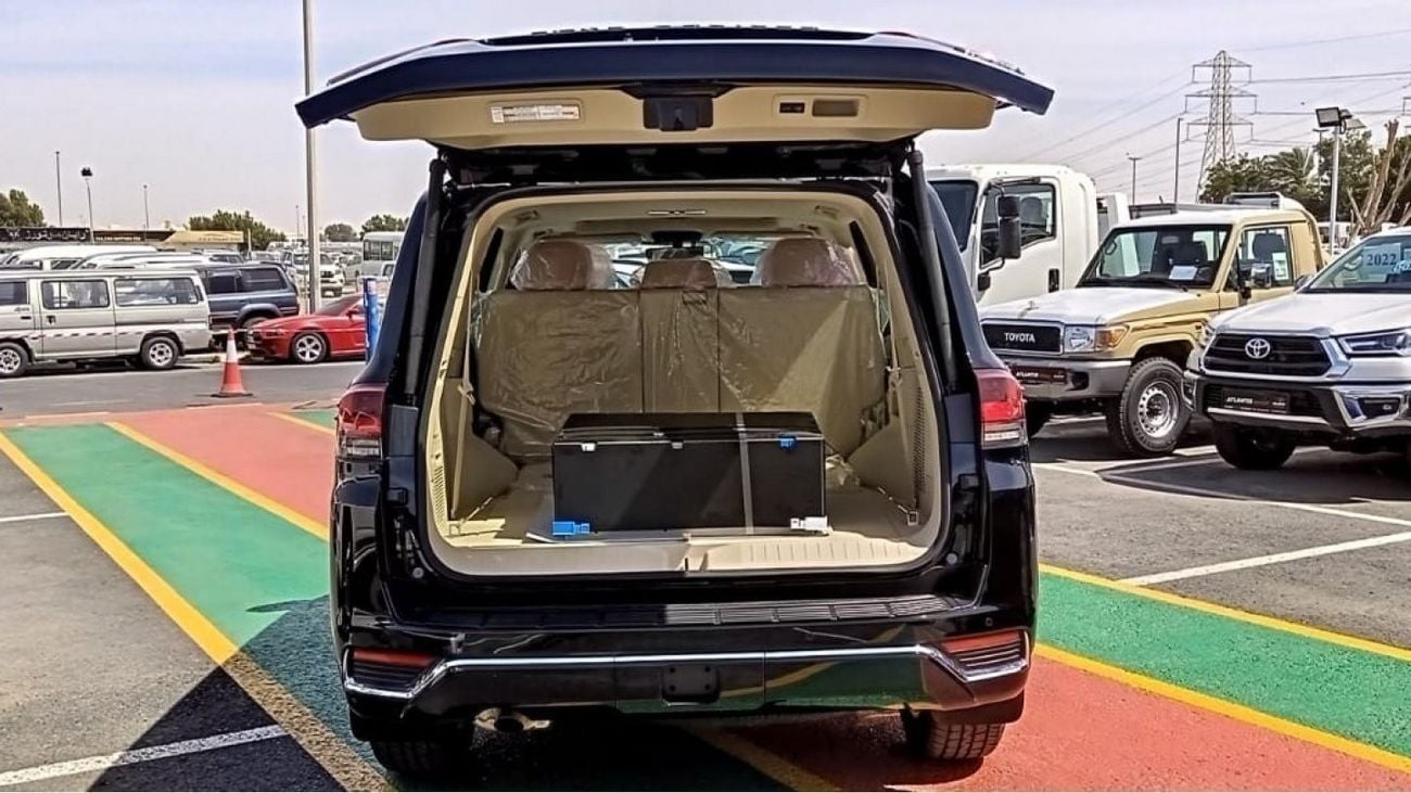 Toyota Land Cruiser VXR TOYOTA LANDCRUISER VXR FULL OPTION